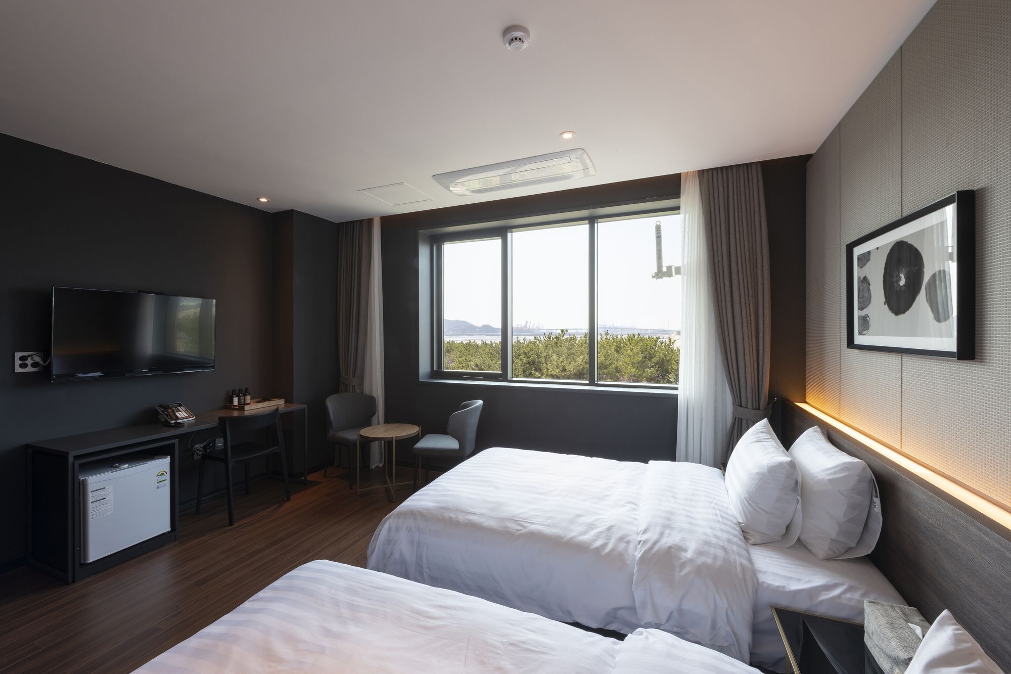 Brown-Dot Hotel Shinho Busan Exterior photo